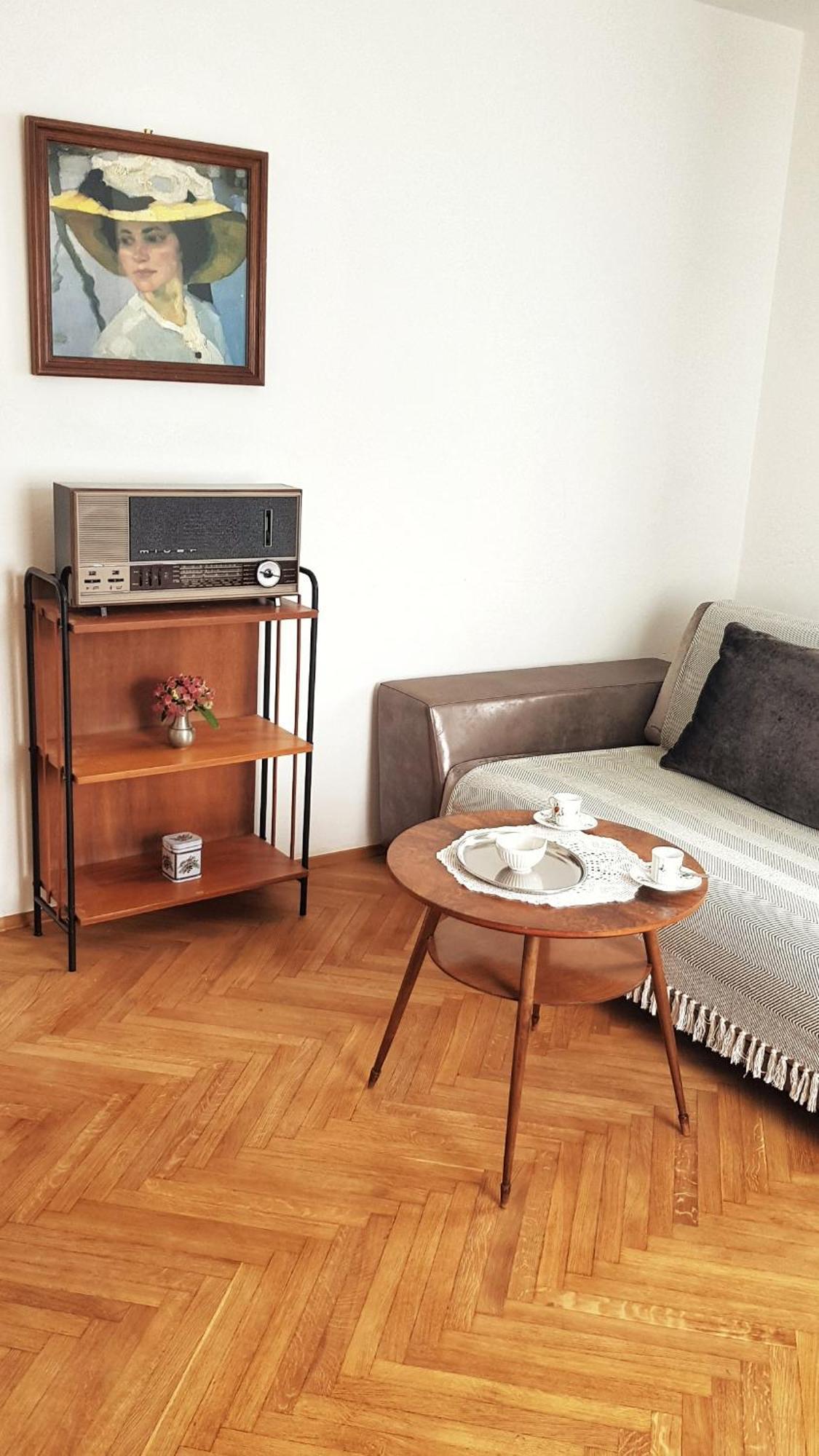 Cafe Rudi Living Bed and Breakfast Partschins Exteriör bild